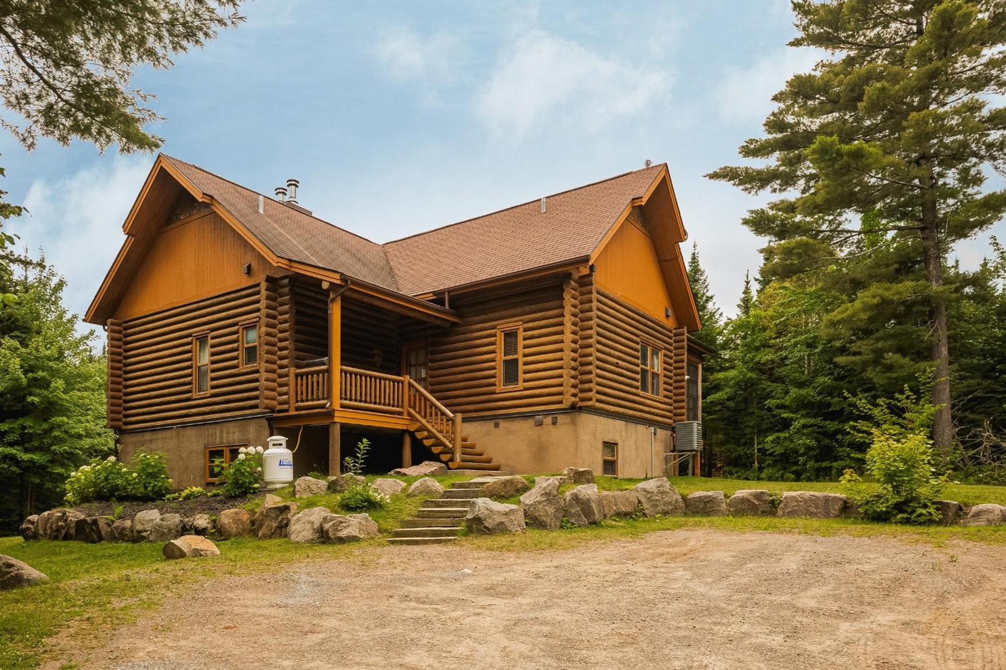 Fiddler Lake Resort Chalet 48 Deer Mille-Isles Exterior photo